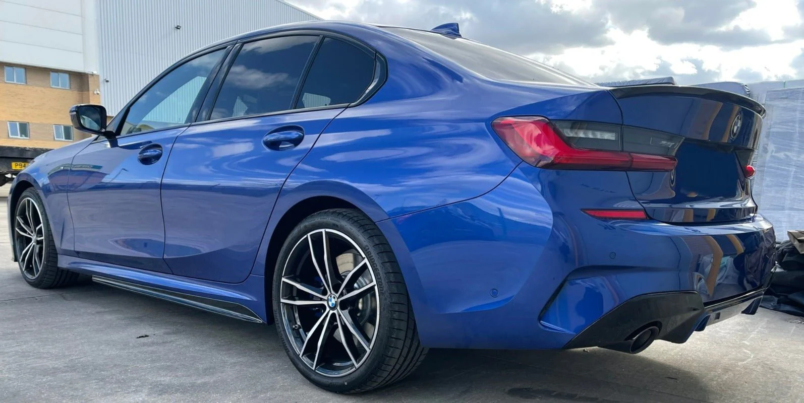 BMW G20/G21 Side Extensions - Image 8